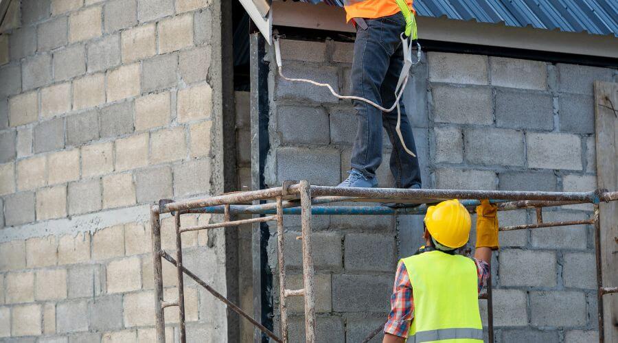 Professional residential roofers in Williams, IA